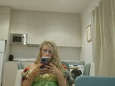 july_fucha live cam on StripChat
