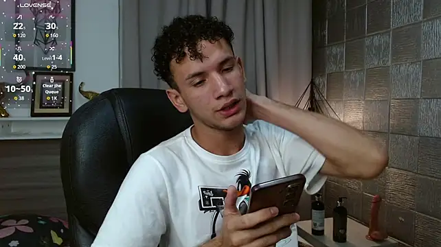JDWhite18 live cam on StripChat
