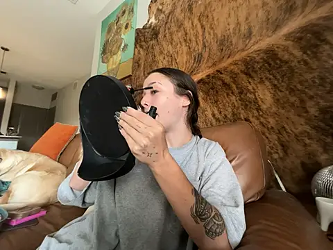 ash10alex (F teen) - Smoke n chill before stream