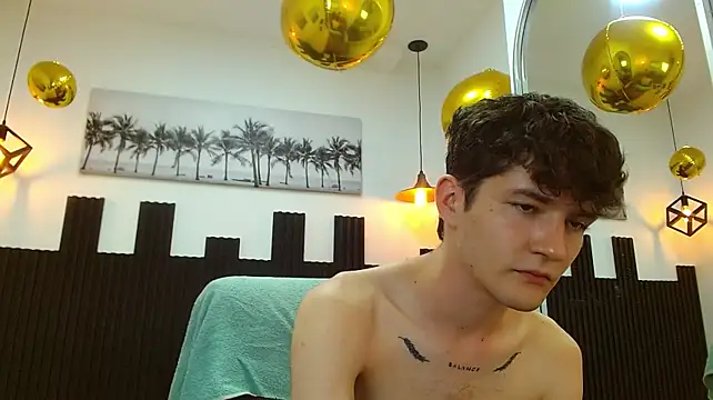 trevor_mob live cam on StripChat