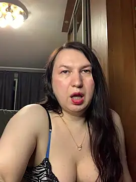 EvaBeautyXxX live cam on StripChat