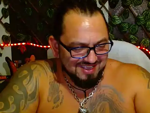 mr_wolf46 live cam on StripChat