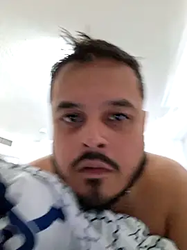 sweetdicktury live cam on StripChat
