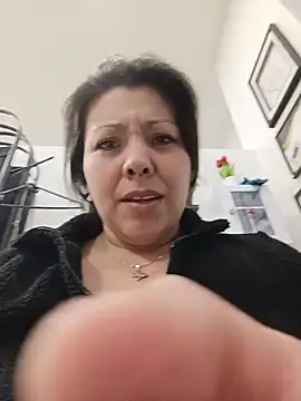 SARA_21- live cam on StripChat
