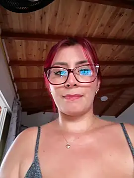 LINDA_PATTY94 live cam on StripChat