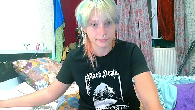 Sophie_Bell live cam on StripChat