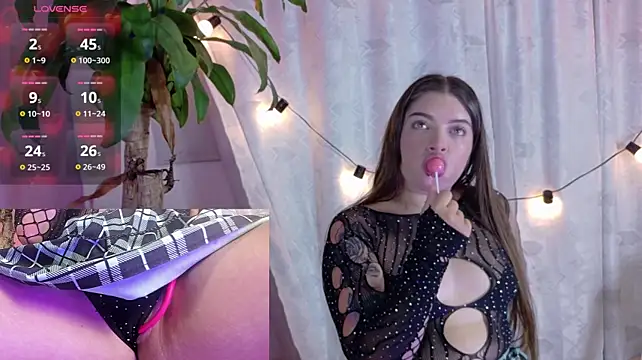 Lia_little18