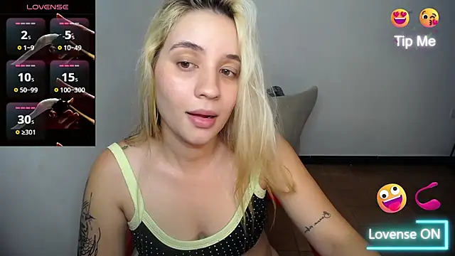 Ambar_lynn01 live cam on StripChat