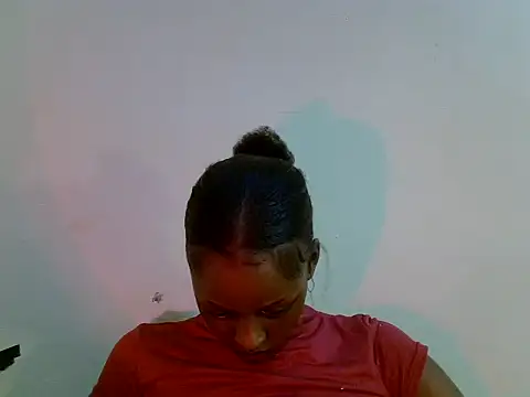 ebony_petite9 live cam on StripChat