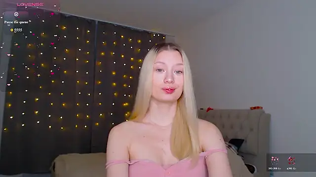 heyblondy webcam