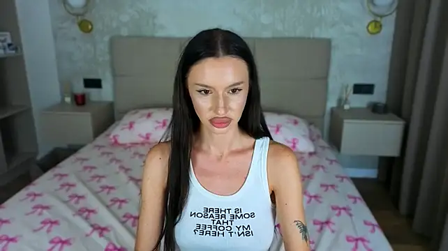 Snow_WhiteeeX live cam on StripChat