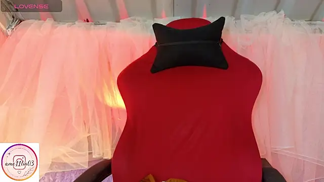 sweetdam12 live cam on StripChat