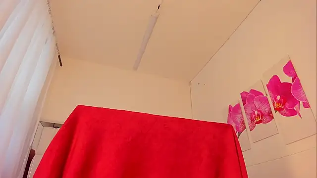 Gabby_Haze live cam on StripChat