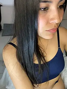 Mayka_sex live cam on StripChat