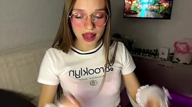 AmyYammy live cam on StripChat