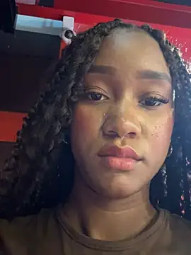TylaWest live cam on StripChat