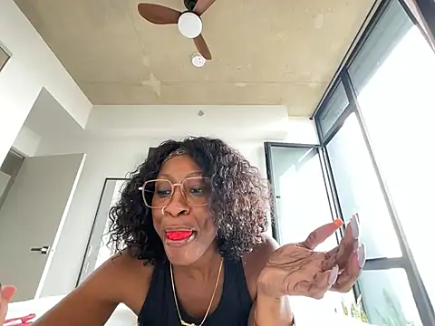 wynterheat (F milf) - No request shower show
