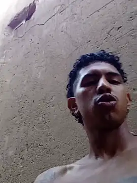 tu_flaco_rico live cam on StripChat