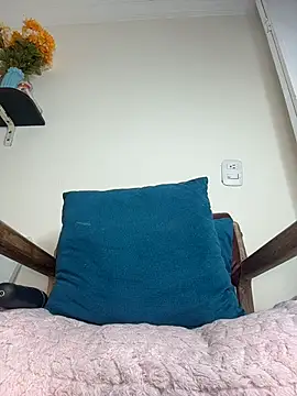 lilarvsh (F young) - PUSSY FINGERING + FINGERS SUCK 💦