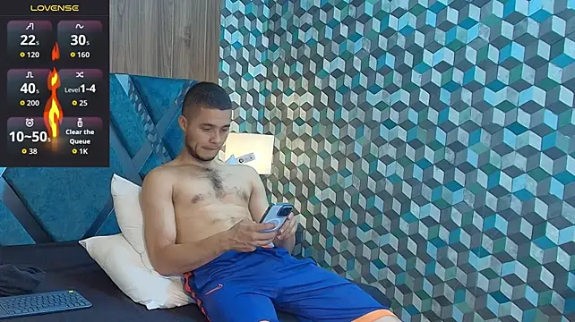 Joaho_Fernandez live cam on StripChat