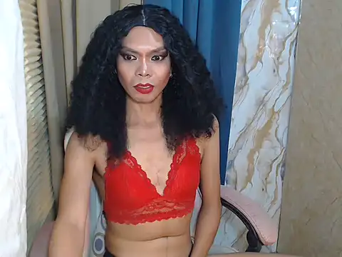 Serenamarqueza live cam on StripChat