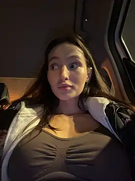 -missbehaving- (F young) - show pussy and loud slaps