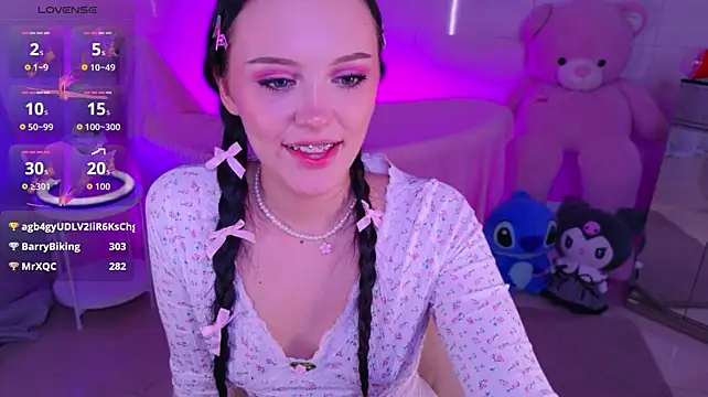 Cassadyy live cam on StripChat