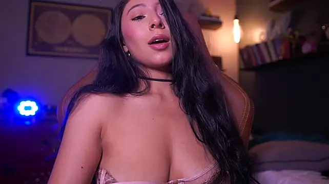 camila3__ live cam on StripChat