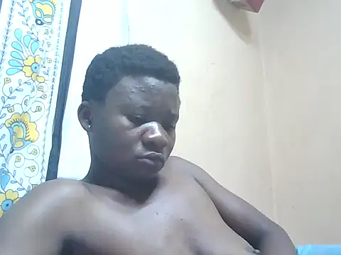 ToxicDoll01 live cam on StripChat