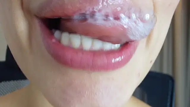 lisbet21x live cam on StripChat
