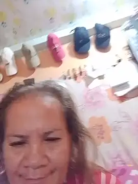 vickyhot1966 live cam on StripChat