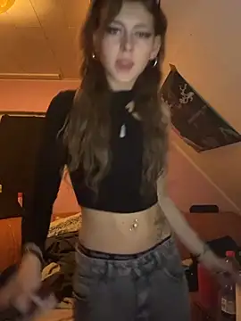 Alina-420