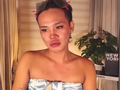 winnie_harllow (T young) - IM BR*KE! YOU HORNY?LETS HELP EACH OTHER
