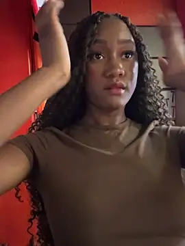 TylaWest live cam on StripChat
