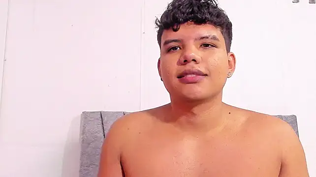 Axel_F00