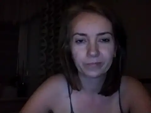 JenniferAlone live cam on StripChat