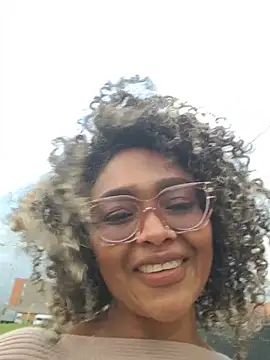BiiancaEstradaa live cam on StripChat
