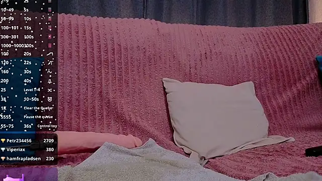 stellaground (F young) - squirt (2) and fisting pussy