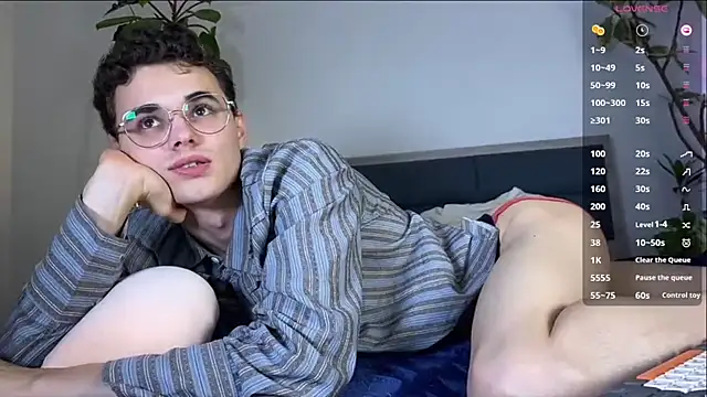 Herman_Gross live cam on StripChat