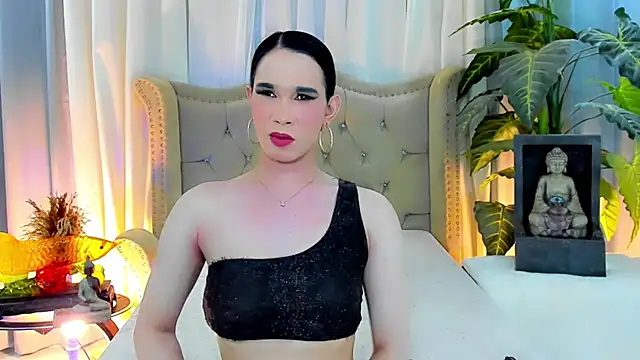 LexiLoreOnTop live cam on StripChat