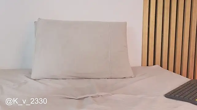 sofiesoft live cam on StripChat