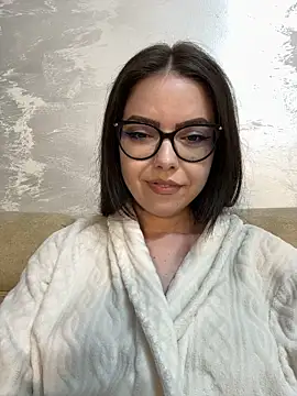 KaylaLewyss