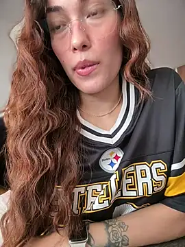 MichelleFerry_ live cam on StripChat