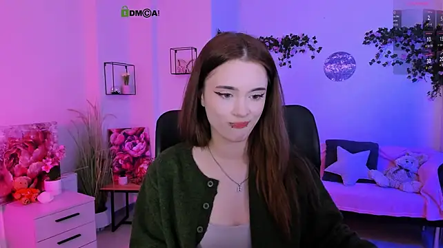 liana_kisses live cam on StripChat