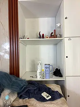 Eva_Feller69