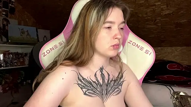 HeidiTian live cam on StripChat