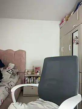 Emmily_19