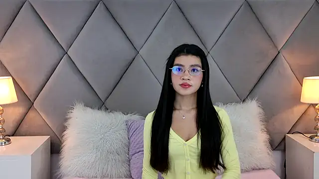 OliviaDiaz live cam on StripChat