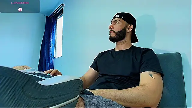 tommel_bailey live cam on StripChat