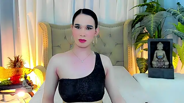 LexiLoreOnTop live cam on StripChat
